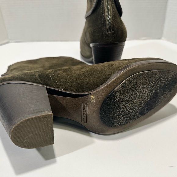 Vince Camuto Hamilton Suede Ankle Boots size 9M - Picture 5 of 6